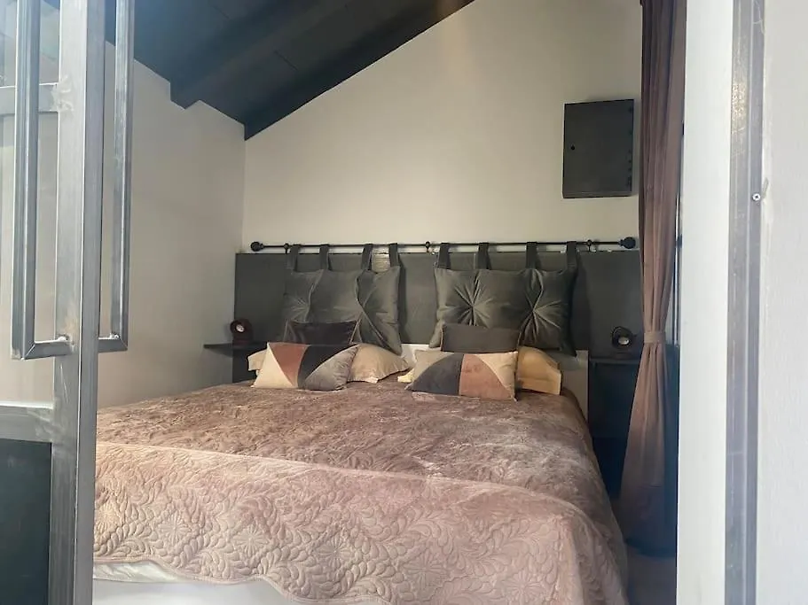 דירות מילאנו Industrial Cozy Loft